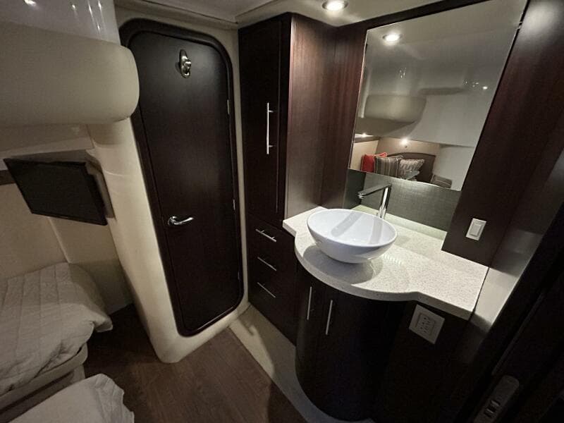 2018 Regal 42 Sport Coupe