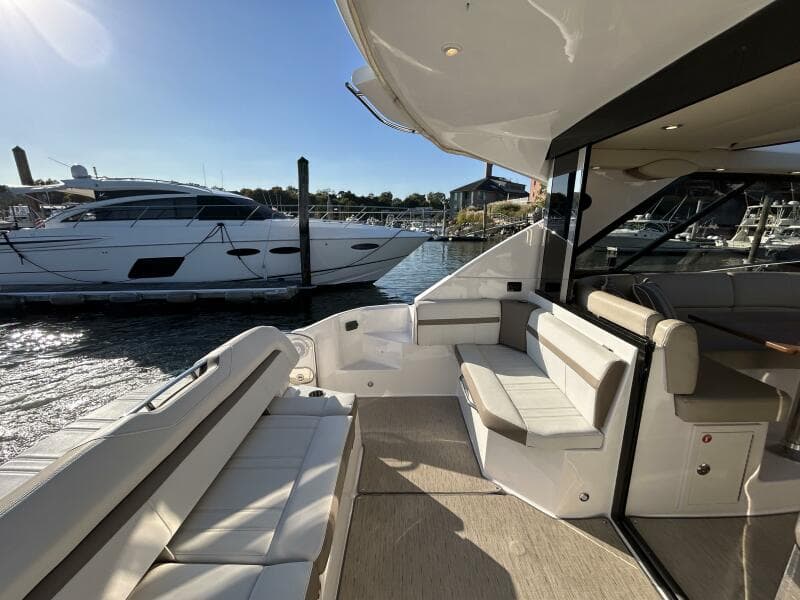 2018 Regal 42 Sport Coupe