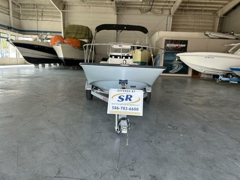 2020 Boston Whaler 