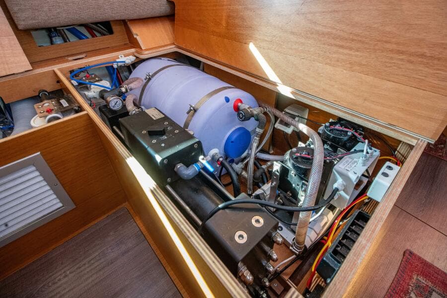 2022 Jeanneau Sun Odyssey 440