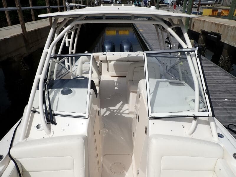 2021 Grady-White 275