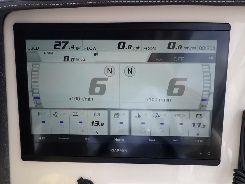 2021 Grady-White 275