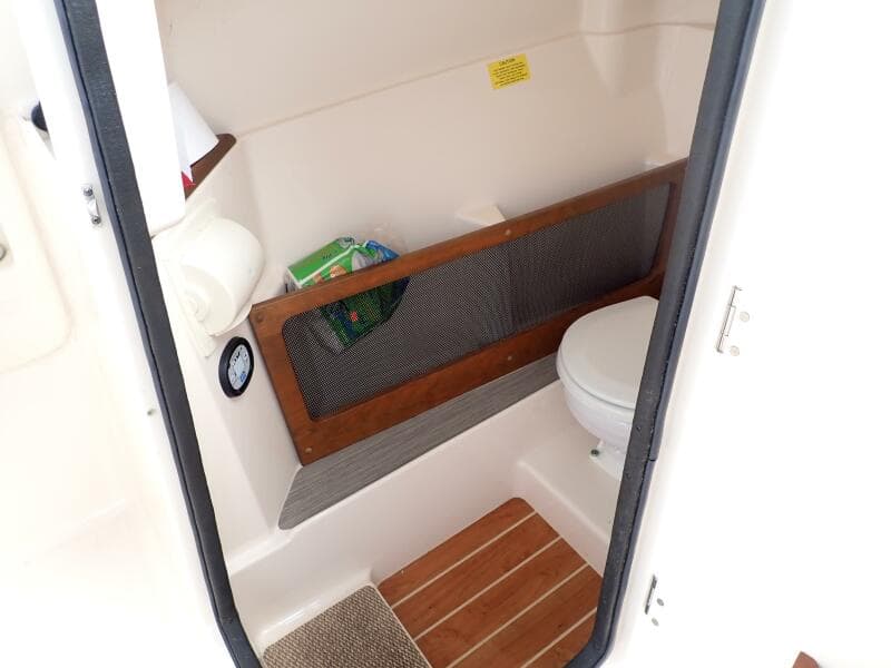 2021 Grady-White 275