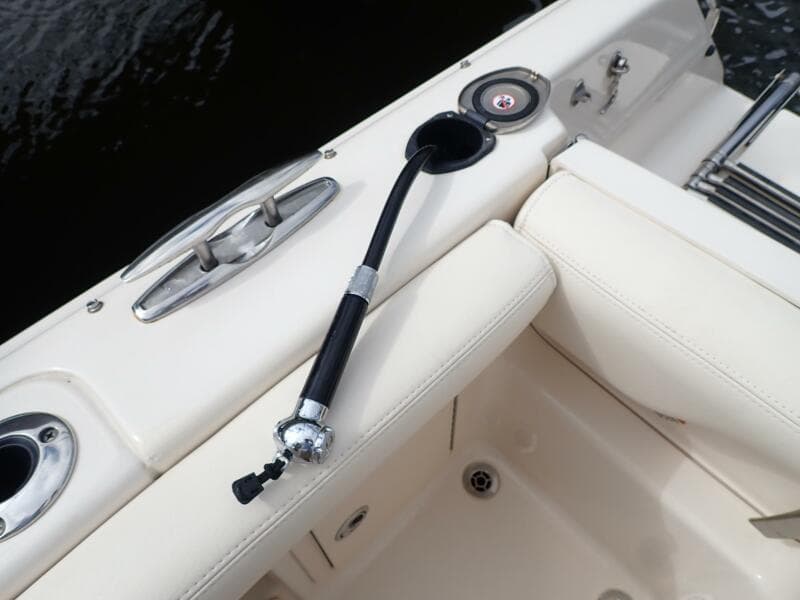 2021 Grady-White 275