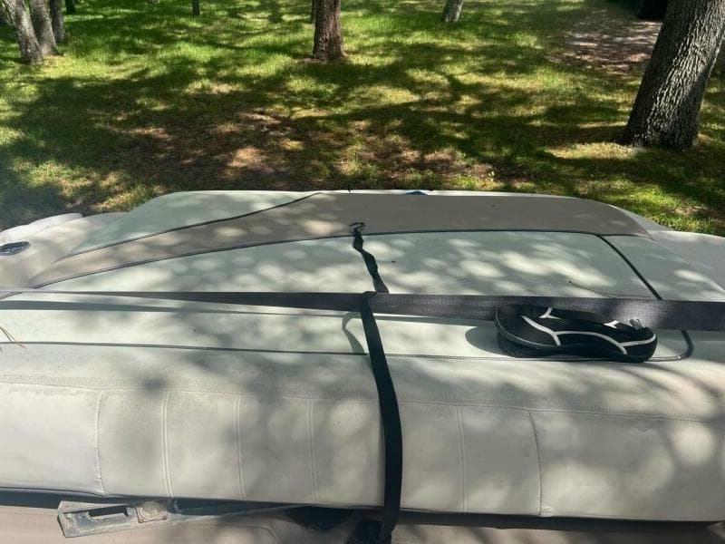 2003 Sea Ray 220 Bow Rider