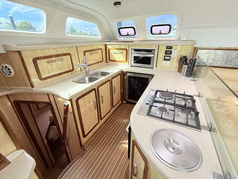 2011 Royal Cape Catamarans Majestic 53