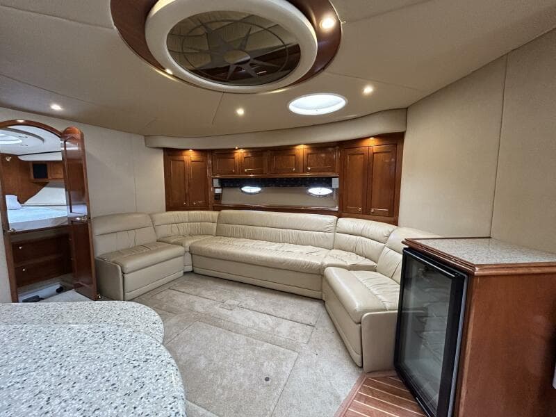 2003 Cruisers Yachts 540 Express