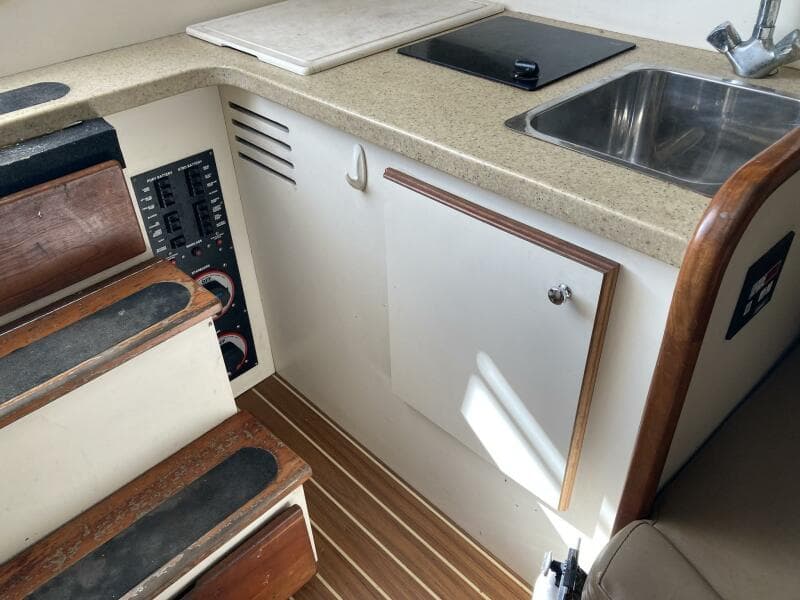 2006 Luhrs 280 Express Open