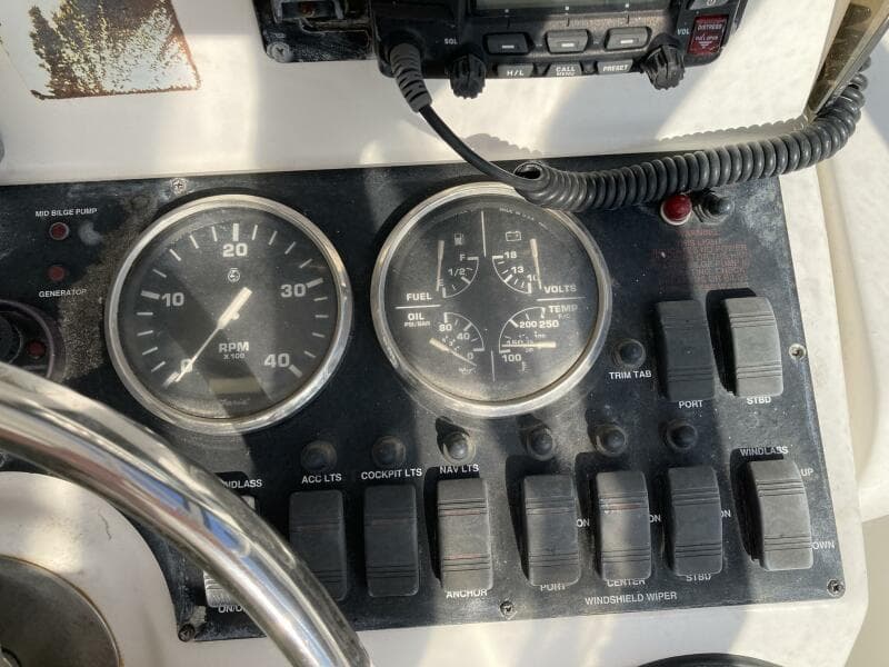 2006 Luhrs 280 Express Open