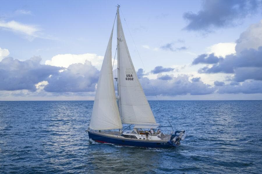 2013 Hylas 63 - Photo 16