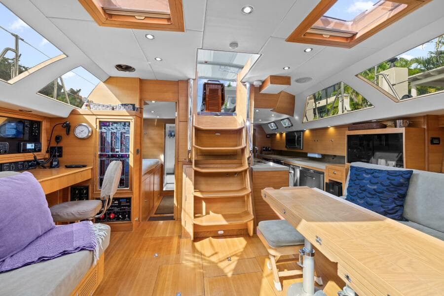 2013 Hylas 63 - Photo 41