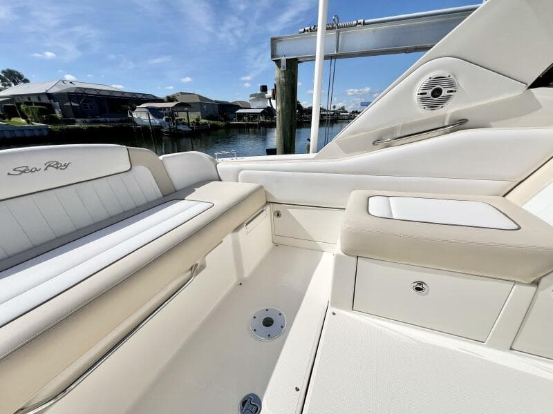 2012 Sea Ray 310 SunDancer