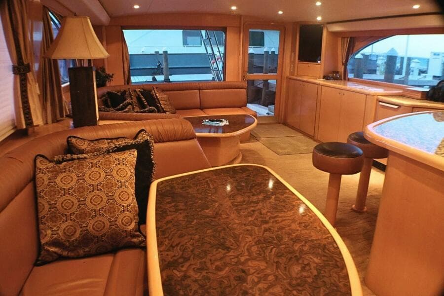 2001 Donzi 73' Sport Fish  Dinette 1
