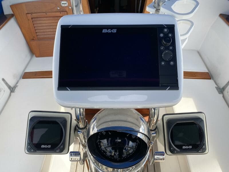 1987 Dickerson 37 aft cockpit