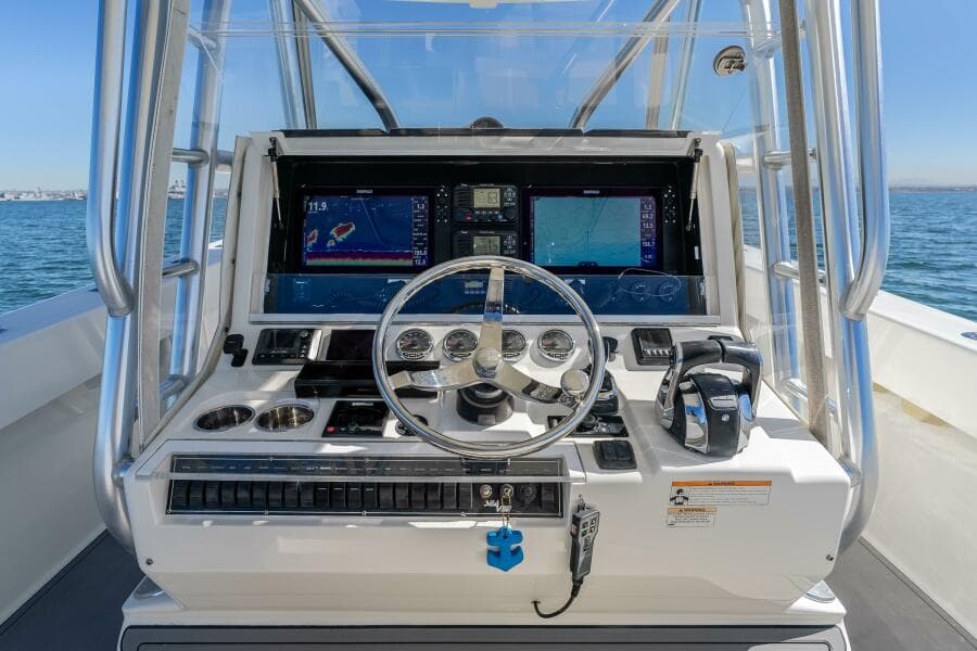  2018 SeaVee 370Z- SUSAN L- Helm