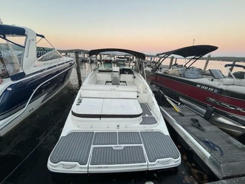 2019 Sea Ray SDX 270