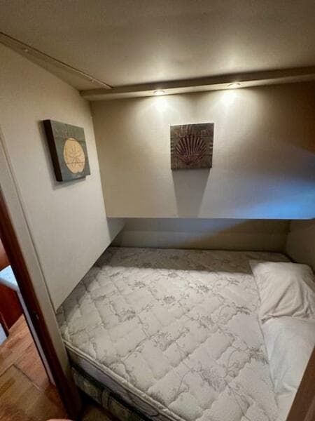 2001 Silverton 42 Convertible