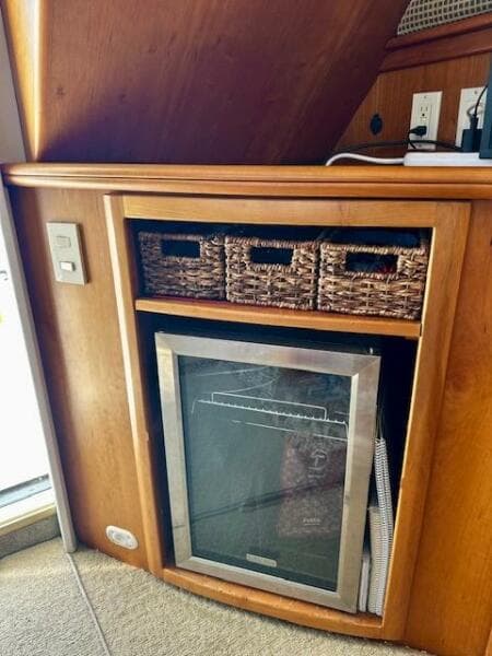 2001 Silverton 42 Convertible