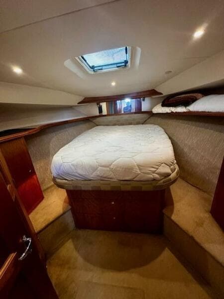 2001 Silverton 42 Convertible