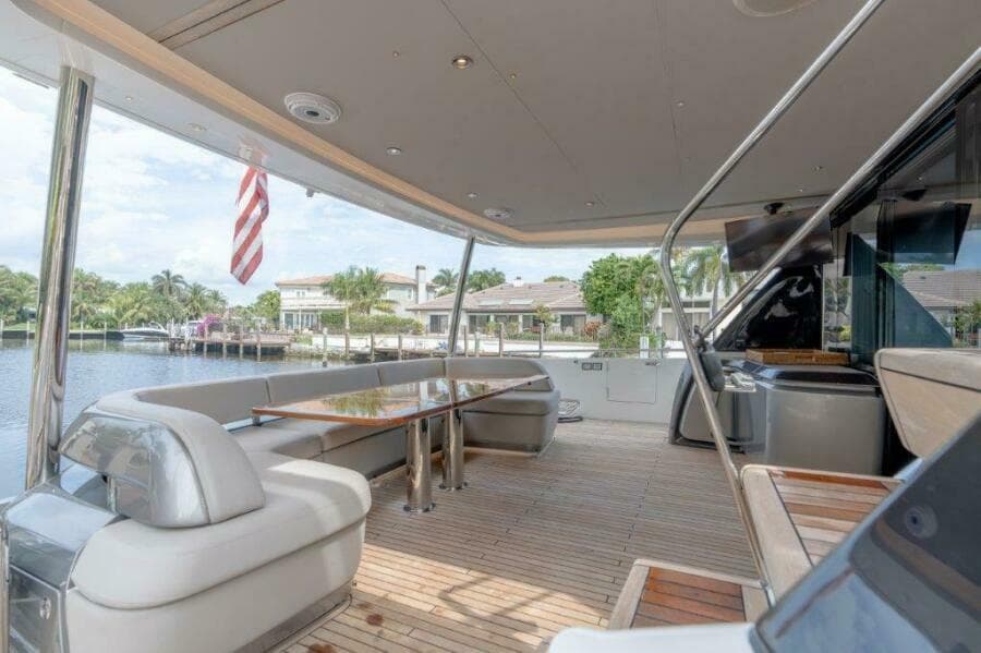 Princess 85 Kaos Aft Deck
