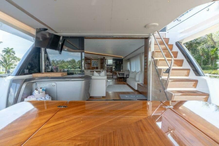 Princess 85 Kaos Aft Deck