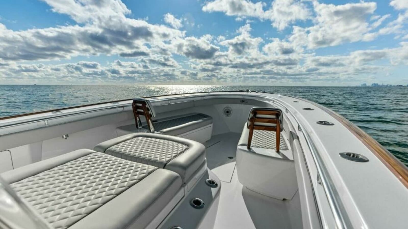 2021 Valhalla Boatworks V-37 - Photo 12