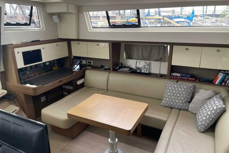 2017 Beneteau Sense 57