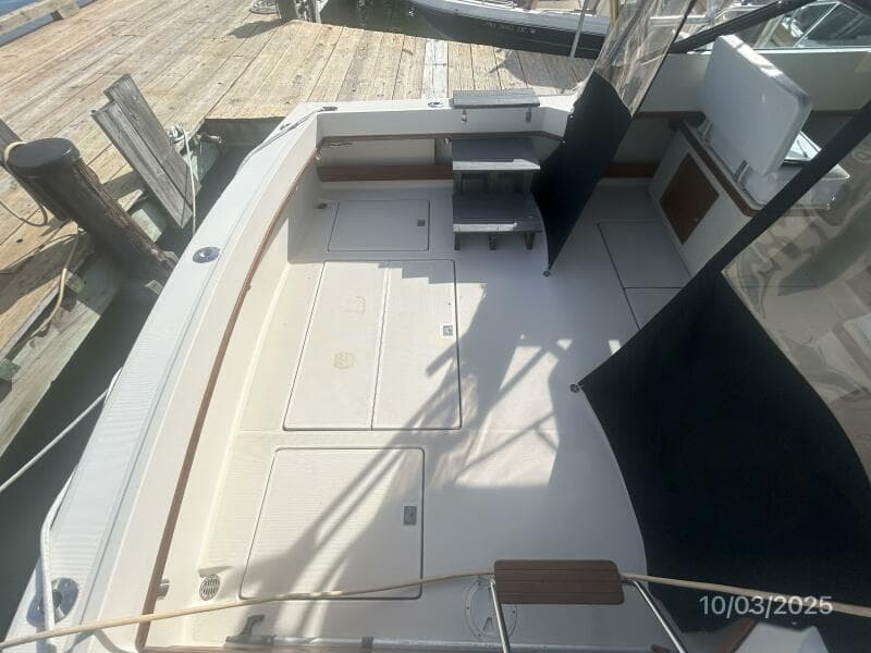 31' Pursuit cockpit port