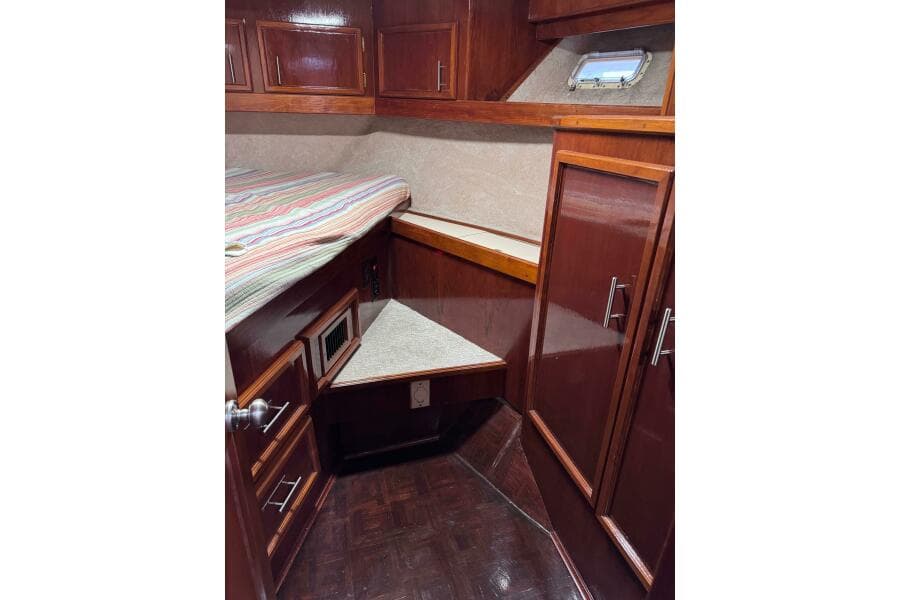 1986 Egg Harbor 37 Convertible - Photo 21