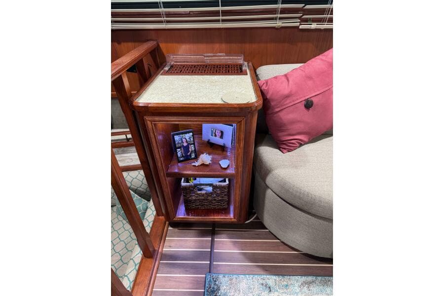 1986 Egg Harbor 37 Convertible - Photo 12