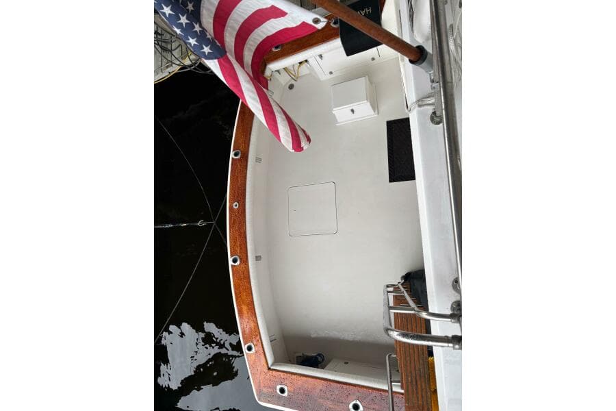 1986 Egg Harbor 37 Convertible - Photo 3