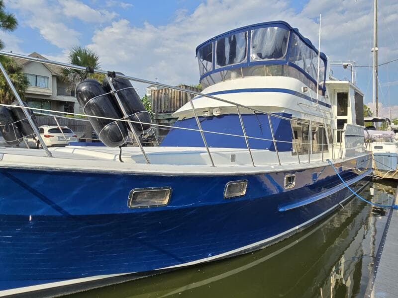 1987 Nova Marine Moorea