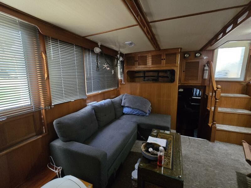 1987 Nova Marine Moorea