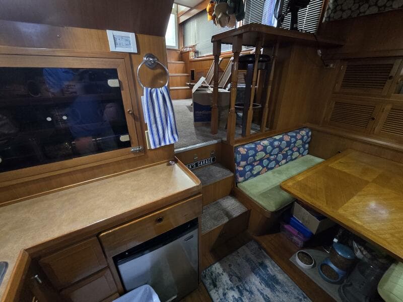 1987 Nova Marine Moorea