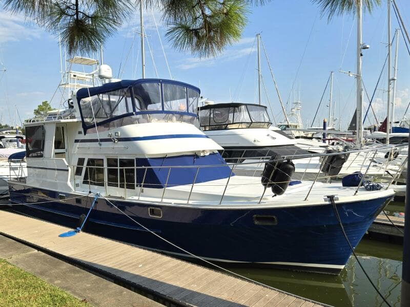 1987 Nova Marine Moorea