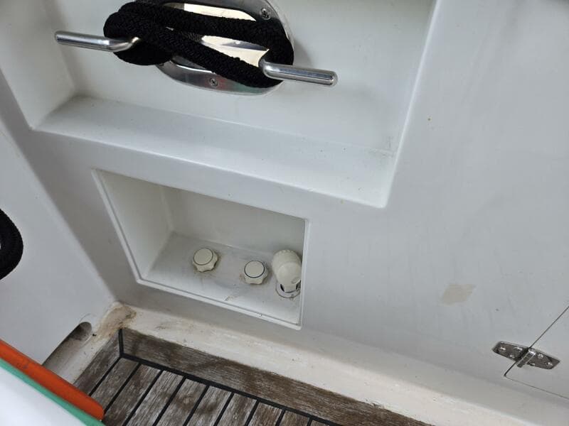 1987 Nova Marine Moorea