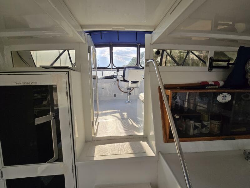 1987 Nova Marine Moorea