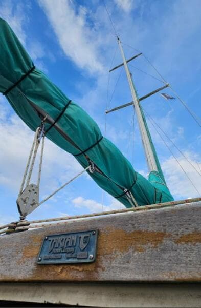 1987 Tartan 37 - Photo 8
