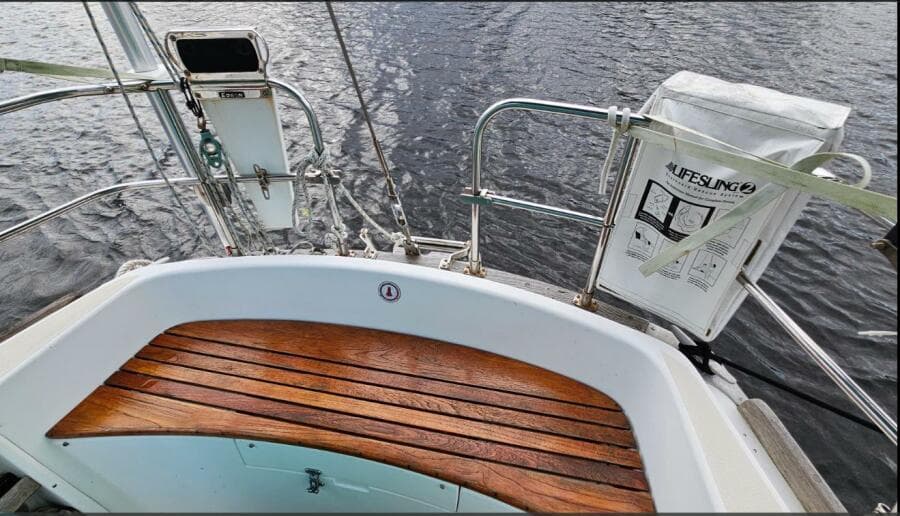 1987 Tartan 37 - Photo 19