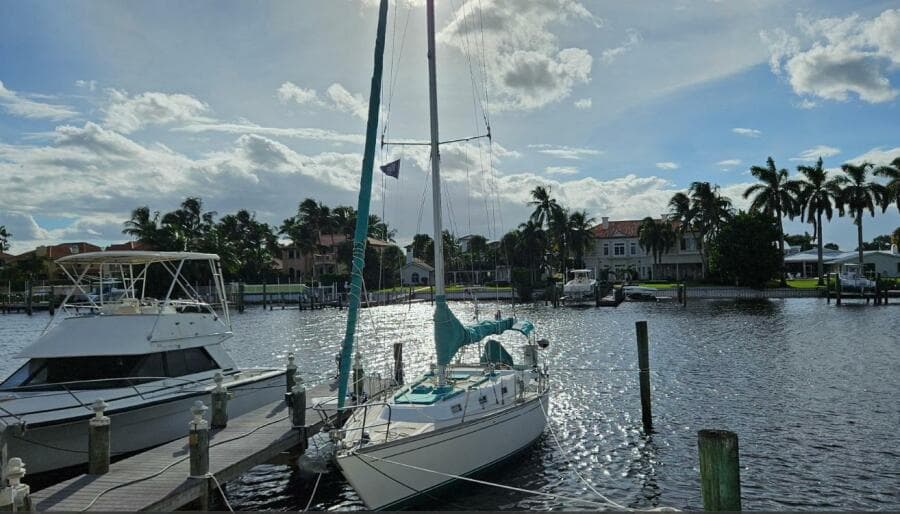 1987 Tartan 37 - Photo 2
