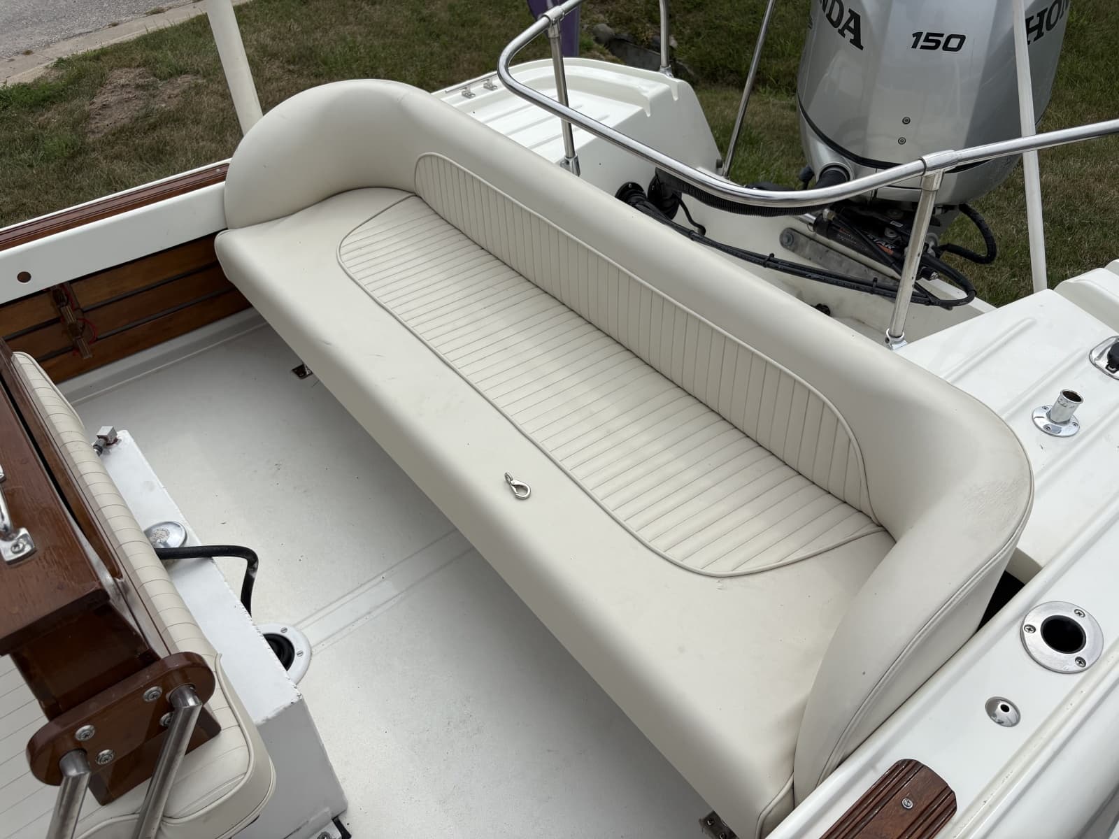 1972 Boston Whaler 21 Outrage Rib Side - Photo 13