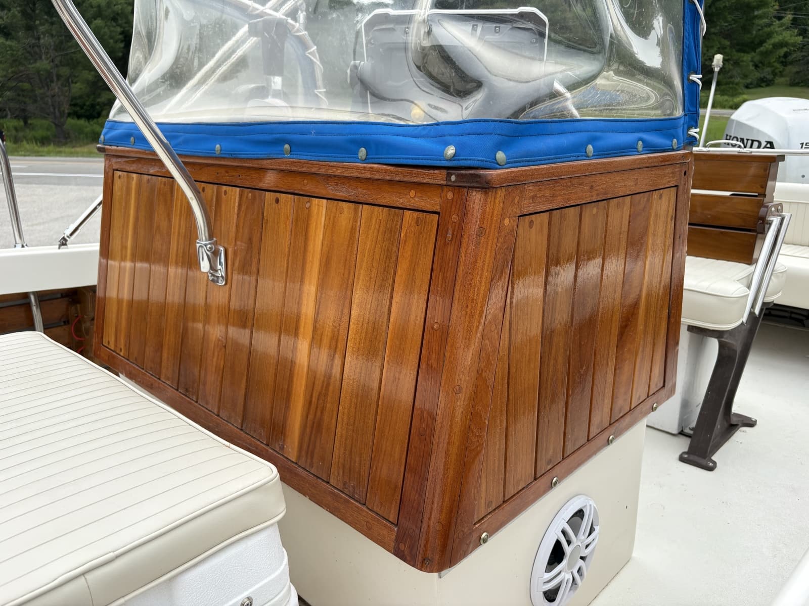 1972 Boston Whaler 21 Outrage Rib Side - Photo 30