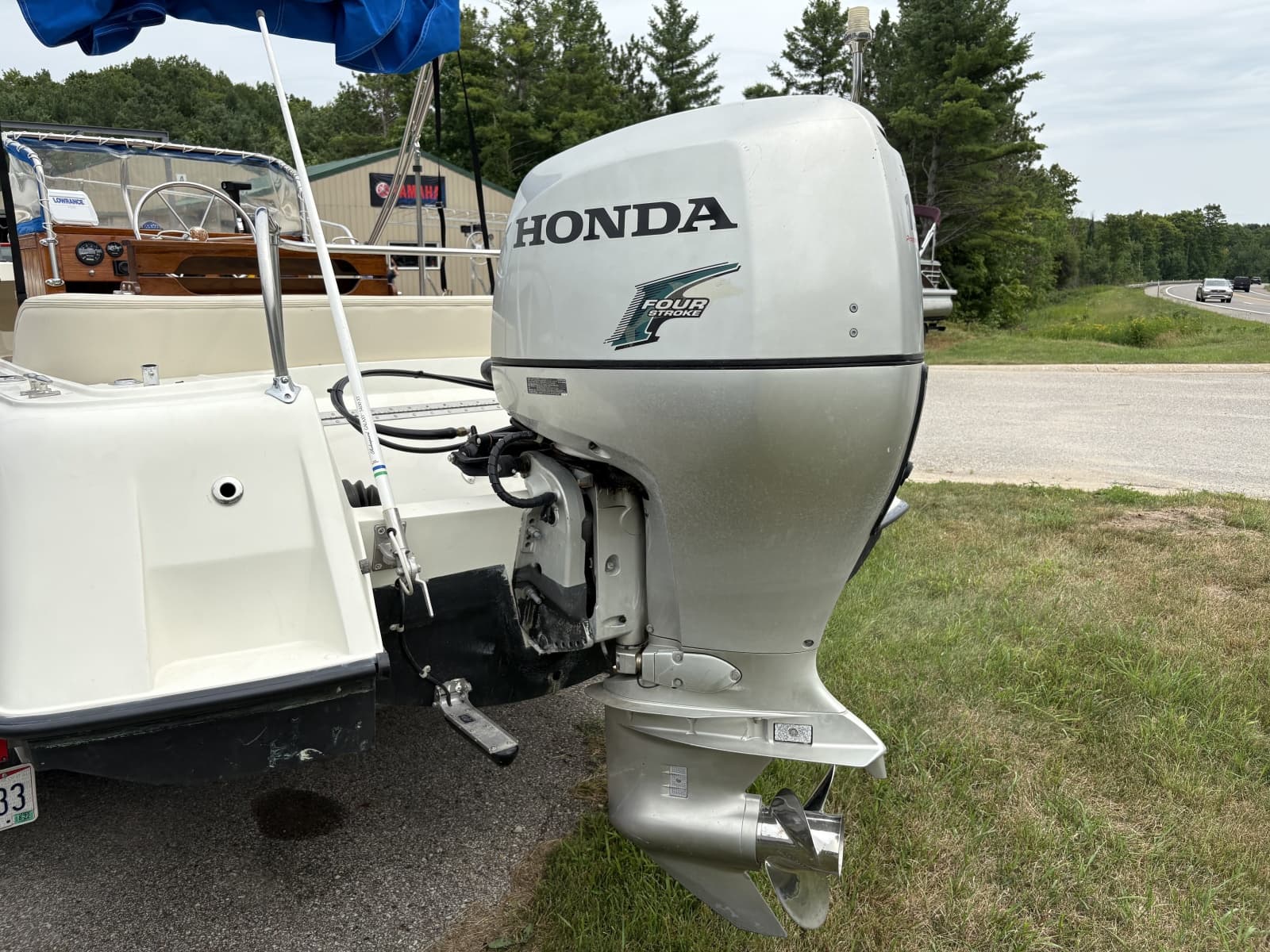 1972 Boston Whaler 21 Outrage Rib Side - Photo 12