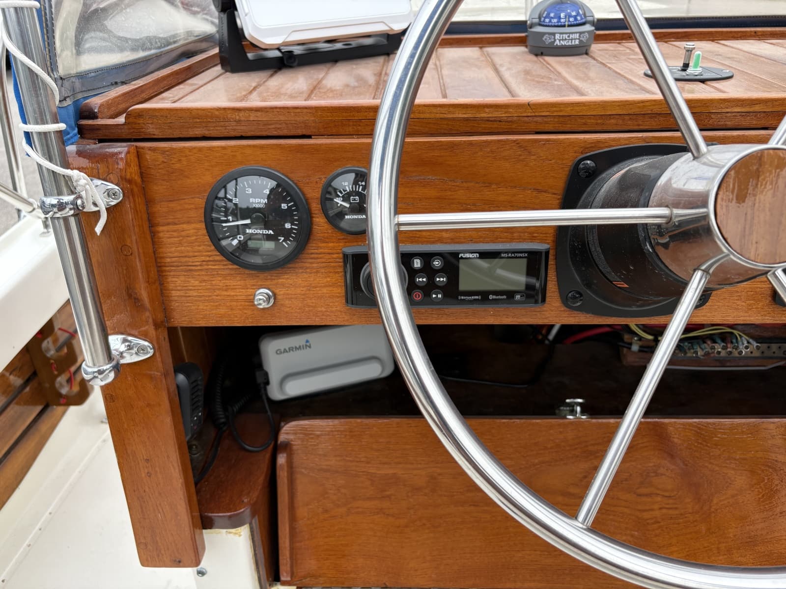 1972 Boston Whaler 21 Outrage Rib Side - Photo 17
