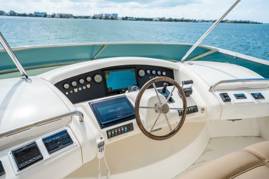 2004 Azimut 80 Carat