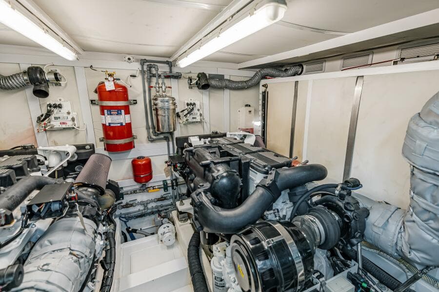 2011 Fairline 65 Squadron