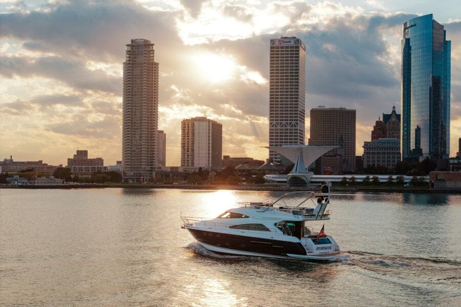 2011 Fairline 65 Squadron