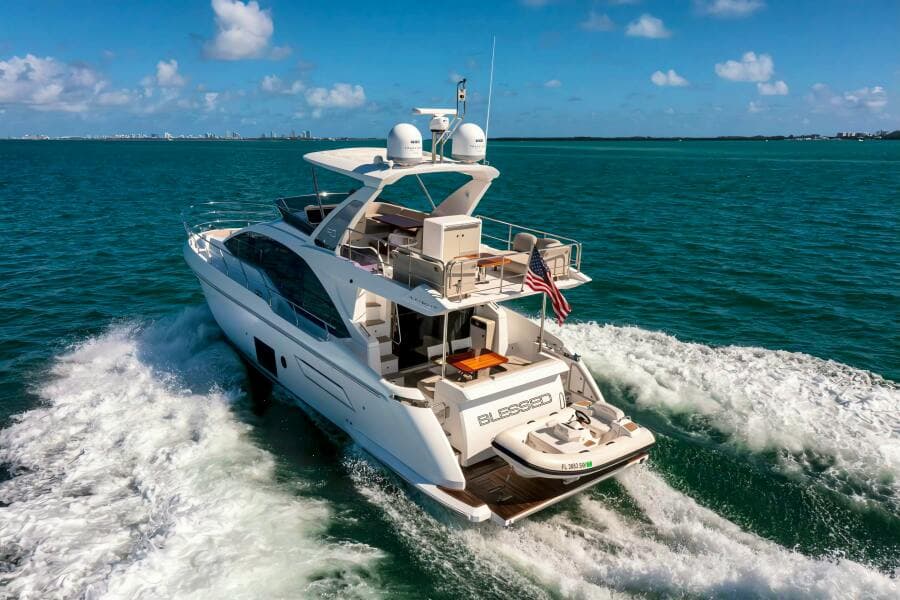 2020 Azimut Custom