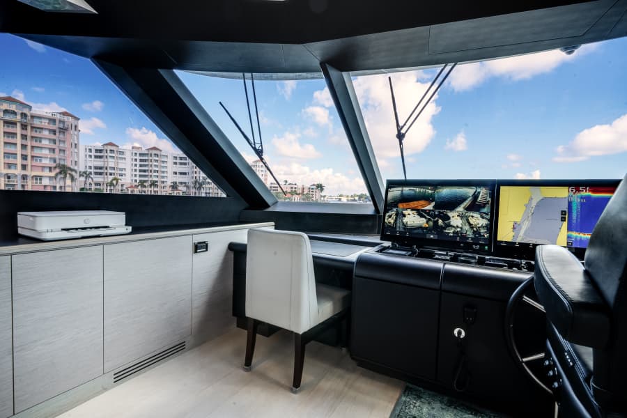 2022 Ocean Alexander 32L