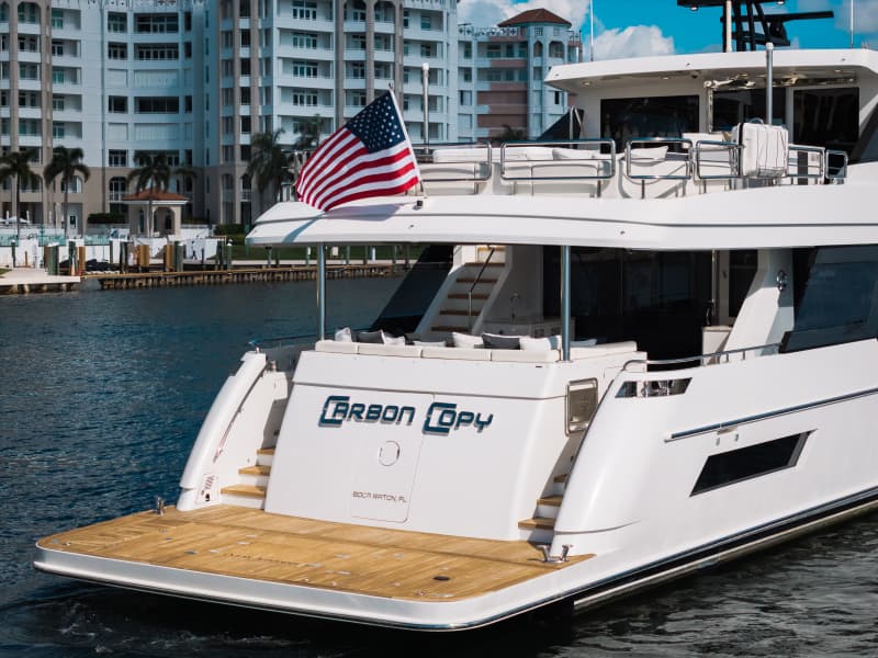 2022 Ocean Alexander 32L